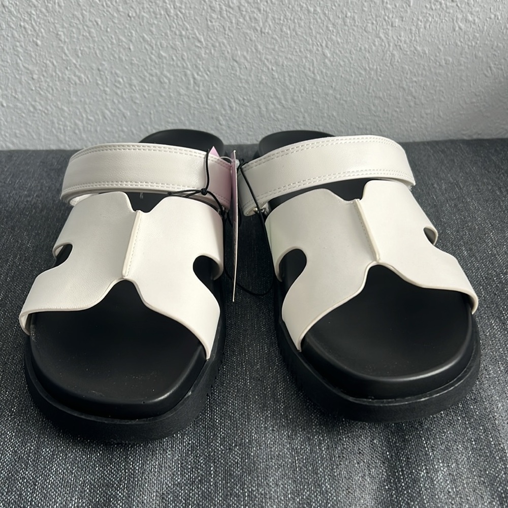 Haley slide sandals NWT